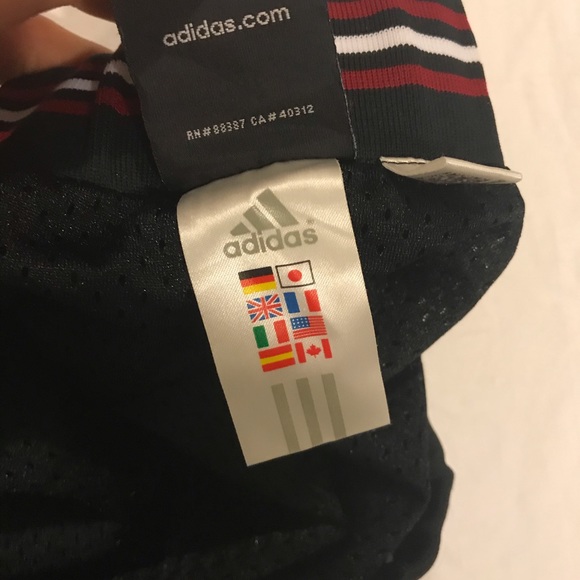 Vintage Adidas Skirt (women’s medium) - Picture 8 of 8